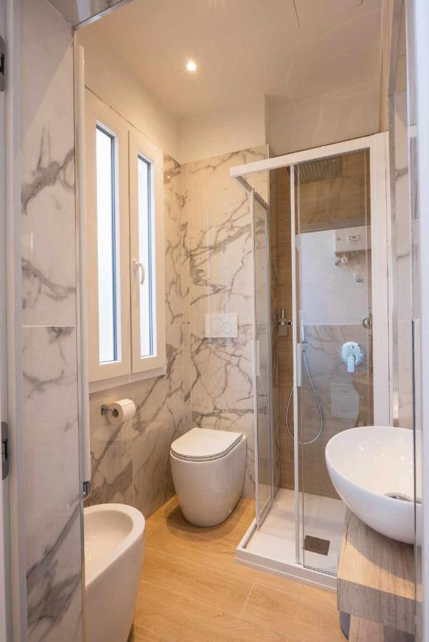 Camonia Luxury Free Parking 2Km Da Bologna Apartamento Exterior foto